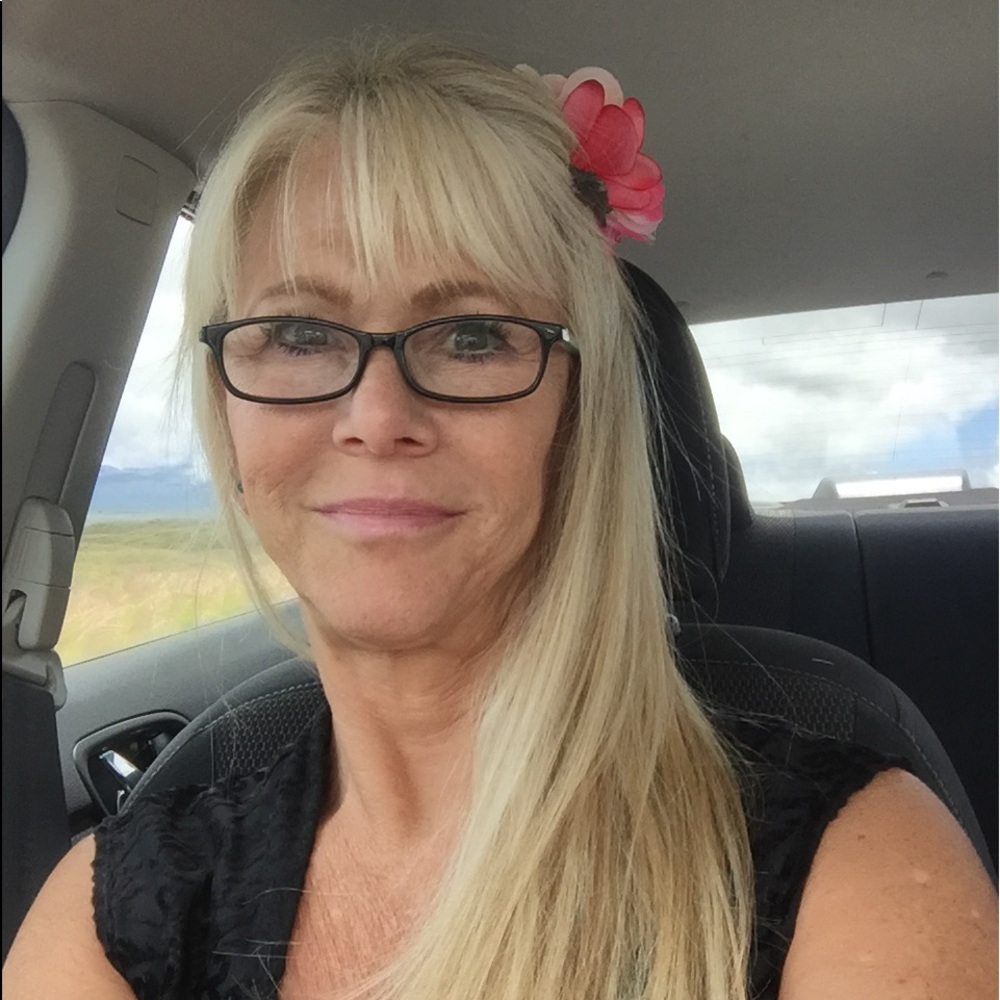 Meet your Posher, Gail